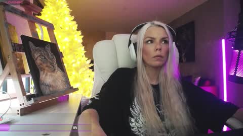 stage Kylie Sinner  brand CLITBAIT online show from 02-20-26, 06:26