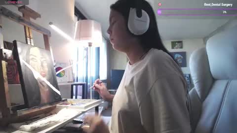 Snapshot of tinykylie chatting on 07-12-26, 10:06 stage Kylie Sinner brand CLITBAIT online show from 07-12-26, 10:06