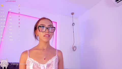 Luna  online show from 12-06-24, 04:49