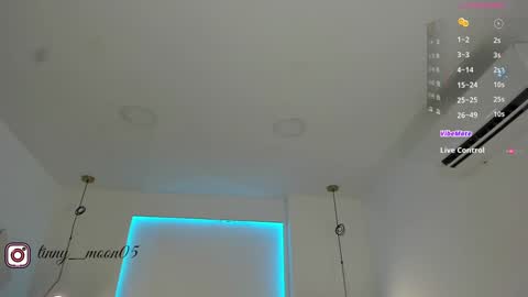 Luna  online show from 01-25-25, 11:02