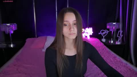 Snapshot of tinynataliee chatting on 12-02-25, 03:51 tinynataliee online show from 12-02-25, 03:51