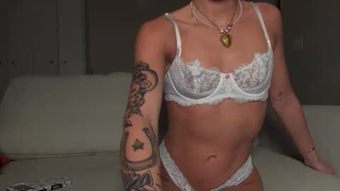 tinytayy online show from 04-02-26, 01:25