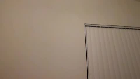 Tia online show from 01-18-25, 04:04