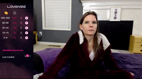 V - Read the bio please thanks. online show from 01-22-25, 11:32