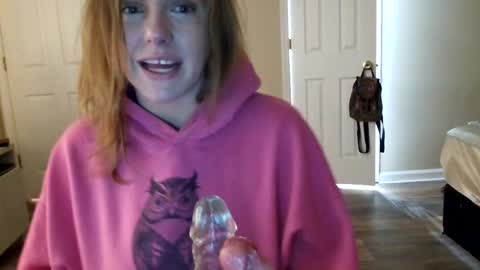 Snapshot of tinywithtiddies chatting on 02-11-26, 05:01 tinywithtiddies online show from 02-11-26, 05:01