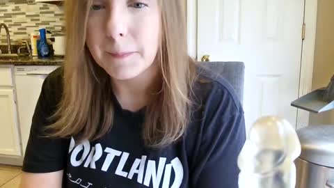 Snapshot of tinywithtiddies chatting on 03-27-26, 02:50 tinywithtiddies online show from 03-27-26, 02:50