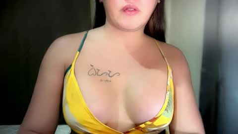 Snapshot of tipmebabex chatting on 05-21-26, 10:28 tipmebabex online show from 05-21-26, 10:28
