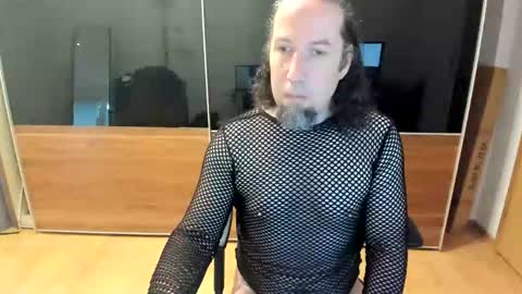 Snapshot of tirolerboy27 chatting on 04-16-26, 07:09 Tirolerboy27 online show from 04-16-26, 07:09