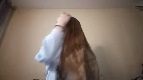 Hi Im Carry 18 years old online show from 12-05-25, 06:44