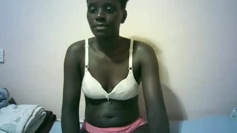 Snapshot of tishah chatting on 10-19-25, 07:14 Roshan online show from 10-19-25, 07:14