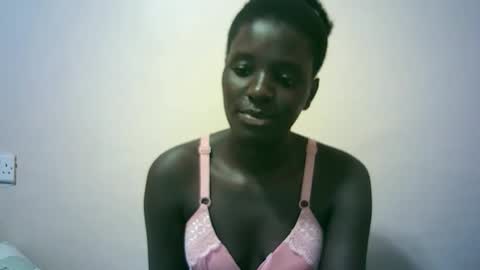 Snapshot of tishah chatting on 10-27-25, 09:30 Roshan online show from 10-27-25, 09:30