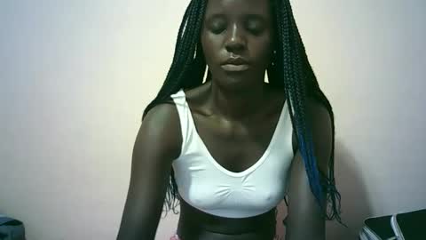 Snapshot of tishah chatting on 12-15-25, 08:07 Roshan online show from 12-15-25, 08:07