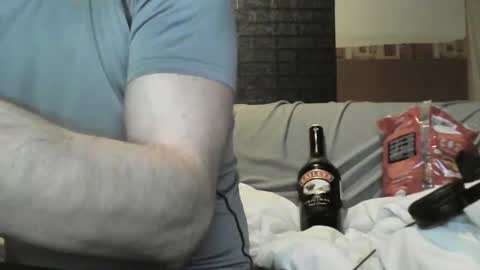 Snapshot of titfred54380 chatting on 02-01-25, 07:02 frederic online show from 02-01-25, 07:02