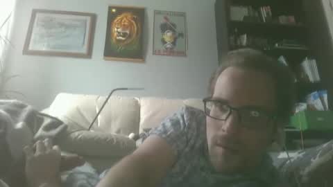 Snapshot of titlovercums chatting on 01-06-26, 02:10 titlovercums online show from 01-06-26, 02:10