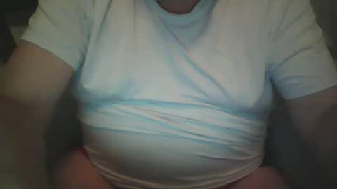 Snapshot of tittyloverr69 chatting on 01-18-26, 09:46 tittyloverr69 online show from 01-18-26, 09:46