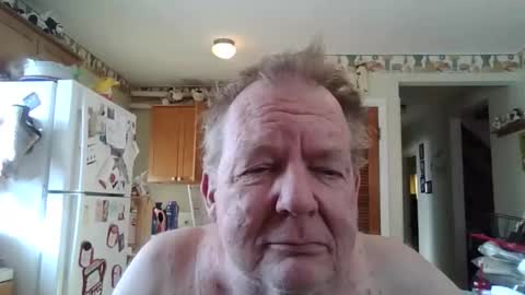 Snapshot of tiusflow chatting on 12-14-25, 04:12 tiusflow online show from 12-14-25, 04:12