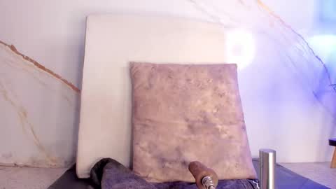 Tivizay online show from 11-05-25, 02:28