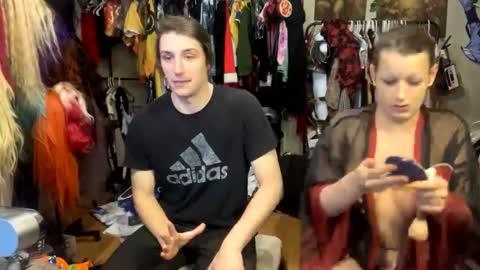 Snapshot of tjfemboi5641 chatting on 09-27-25, 10:31 tjfemboi5641 online show from 09-27-25, 10:31