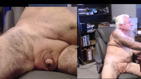 Snapshot of tlc_dude chatting on 12-15-25, 07:23 TLC dude online show from 12-15-25, 07:23