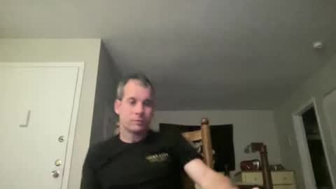 Snapshot of tleigh24 chatting on 01-10-25, 11:18 tleigh24 online show from 01-10-25, 11:18