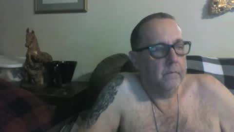 Vols online show from 02-10-25, 01:24