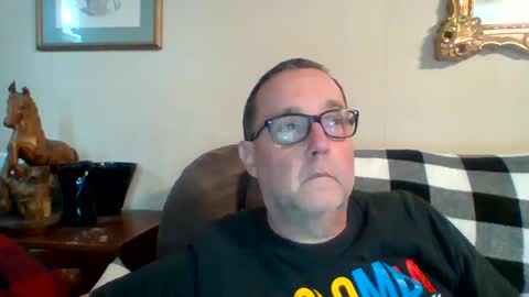 Vols online show from 02-22-25, 07:47