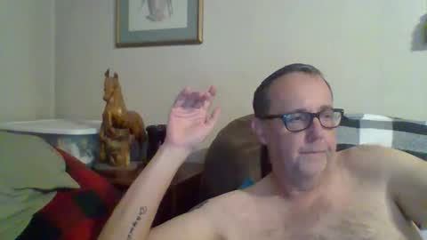 Vols online show from 10-18-25, 01:19