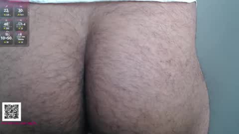 Snapshot of toaster1993 chatting on 05-14-26, 03:52 Leonel online show from 05-14-26, 03:52