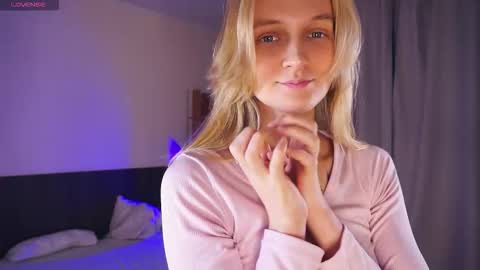 Mary online show from 11-04-25, 06:01