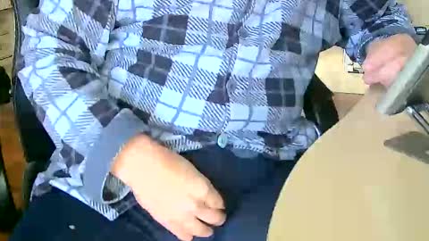 Tobiko online show from 02-01-25, 04:00