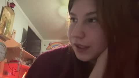 Snapshot of tobybroxton chatting on 05-19-26, 05:30 Emma online show from 05-19-26, 05:30