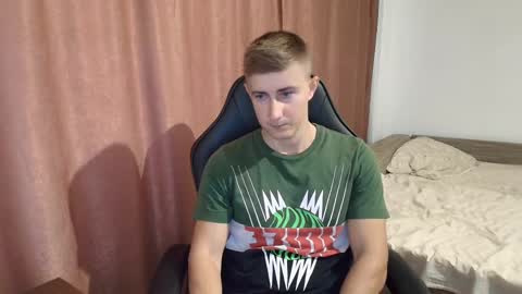 todhorny987 online show from 03-05-25, 10:00