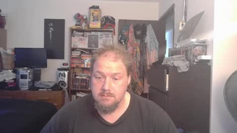 Toede online show from 04-23-26, 04:42