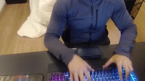 toiletforshit online show from 01-01-25, 06:59