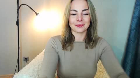 Snapshot of tokens_are_sexy chatting on 12-28-24, 10:02 tokens_are_sexy online show from 12-28-24, 10:02