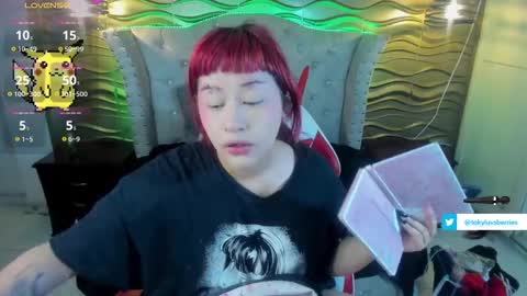 Snapshot of toky_doll chatting on 02-11-25, 07:16 toky online show from 02-11-25, 07:16