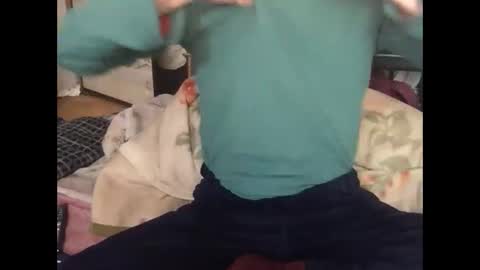 Snapshot of tokyo2024 chatting on 01-21-25, 03:15 small man online show from 01-21-25, 03:15