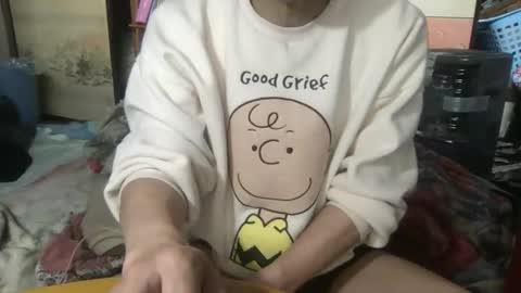 small man online show from 04-13-26, 01:00