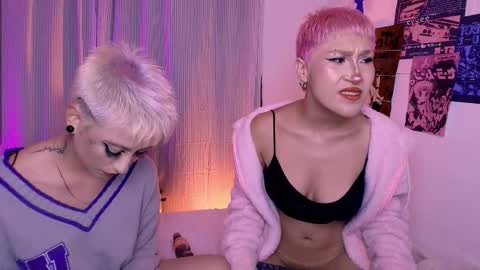  Halsey  Sofii  online show from 11-25-25, 04:34