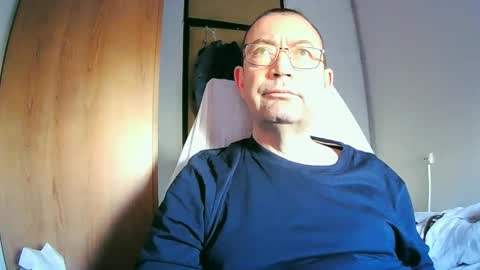 Snapshot of tolon408472 chatting on 01-25-25, 08:53 tolon408472 online show from 01-25-25, 08:53