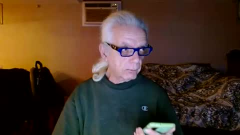 tom112292014 online show from 01-17-25, 10:44