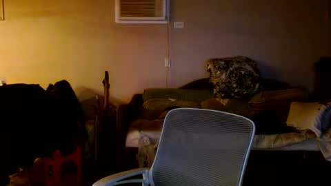 tom112292014 online show from 01-26-25, 02:24