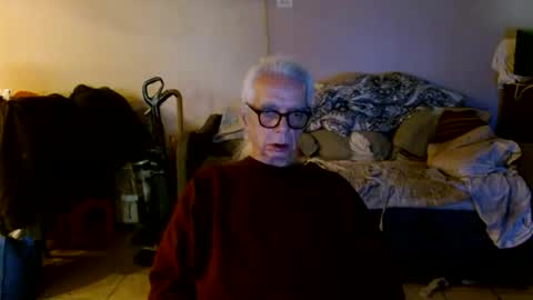 Snapshot of tom112292014 chatting on 05-07-26, 01:38 tom112292014 online show from 05-07-26, 01:38