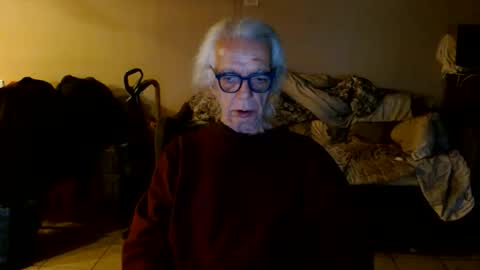 Snapshot of tom112292014 chatting on 05-09-26, 01:22 tom112292014 online show from 05-09-26, 01:22