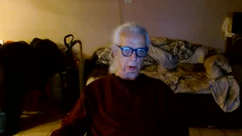 Snapshot of tom112292014 chatting on 05-14-26, 04:52 tom112292014 online show from 05-14-26, 04:52