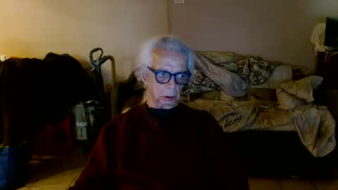 Snapshot of tom112292014 chatting on 05-14-26, 06:47 tom112292014 online show from 05-14-26, 06:47