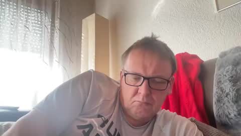 Tom online show from 03-07-25, 10:02