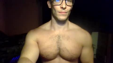 Snapshot of tom90ukx chatting on 02-13-26, 05:42 tom90ukx online show from 02-13-26, 05:42