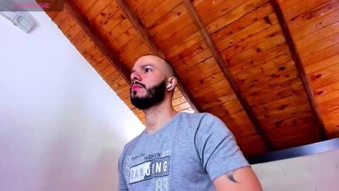   online show from 12-02-25, 12:32