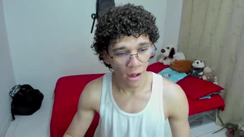 Tom Blue online show from 09-30-25, 12:21